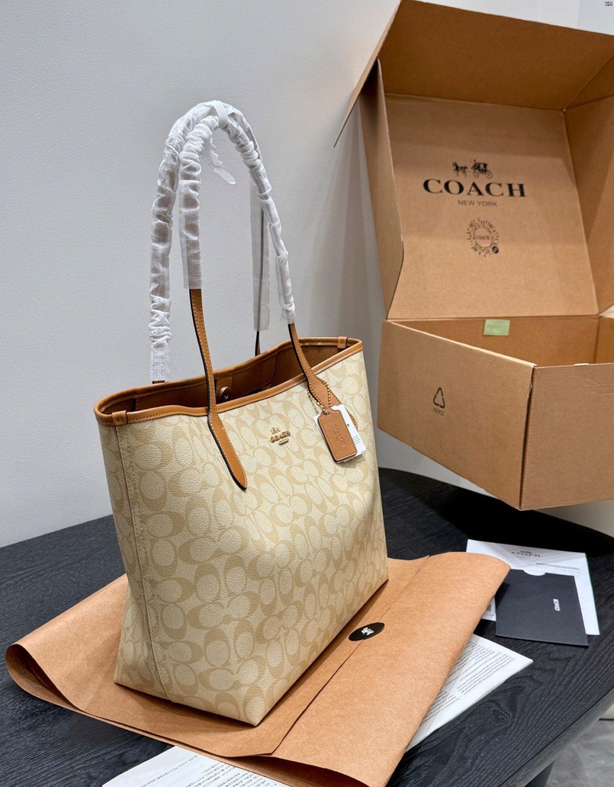 сумка Coach City Tote