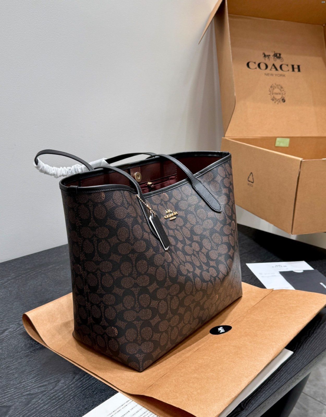 брендовая сумка Coach