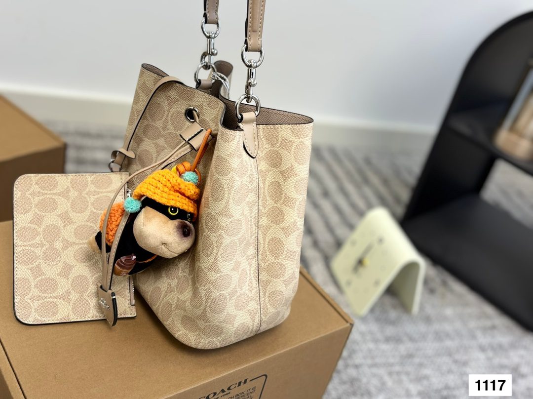 Coach Vintage Bucket Bag