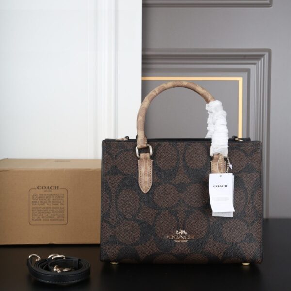 Maggie Small Tote Bag In Signature Canvas