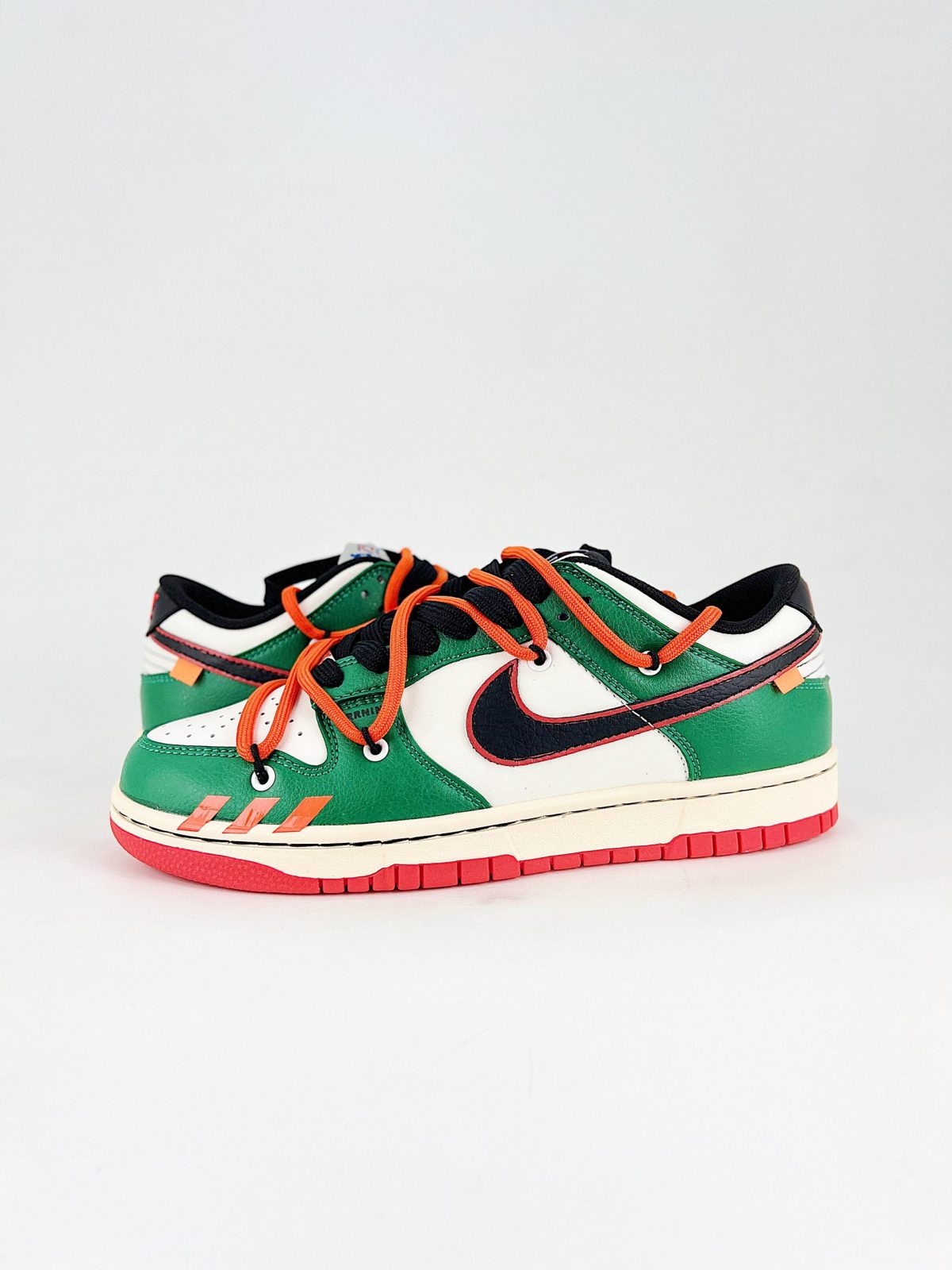 Nike Dunk SB Low