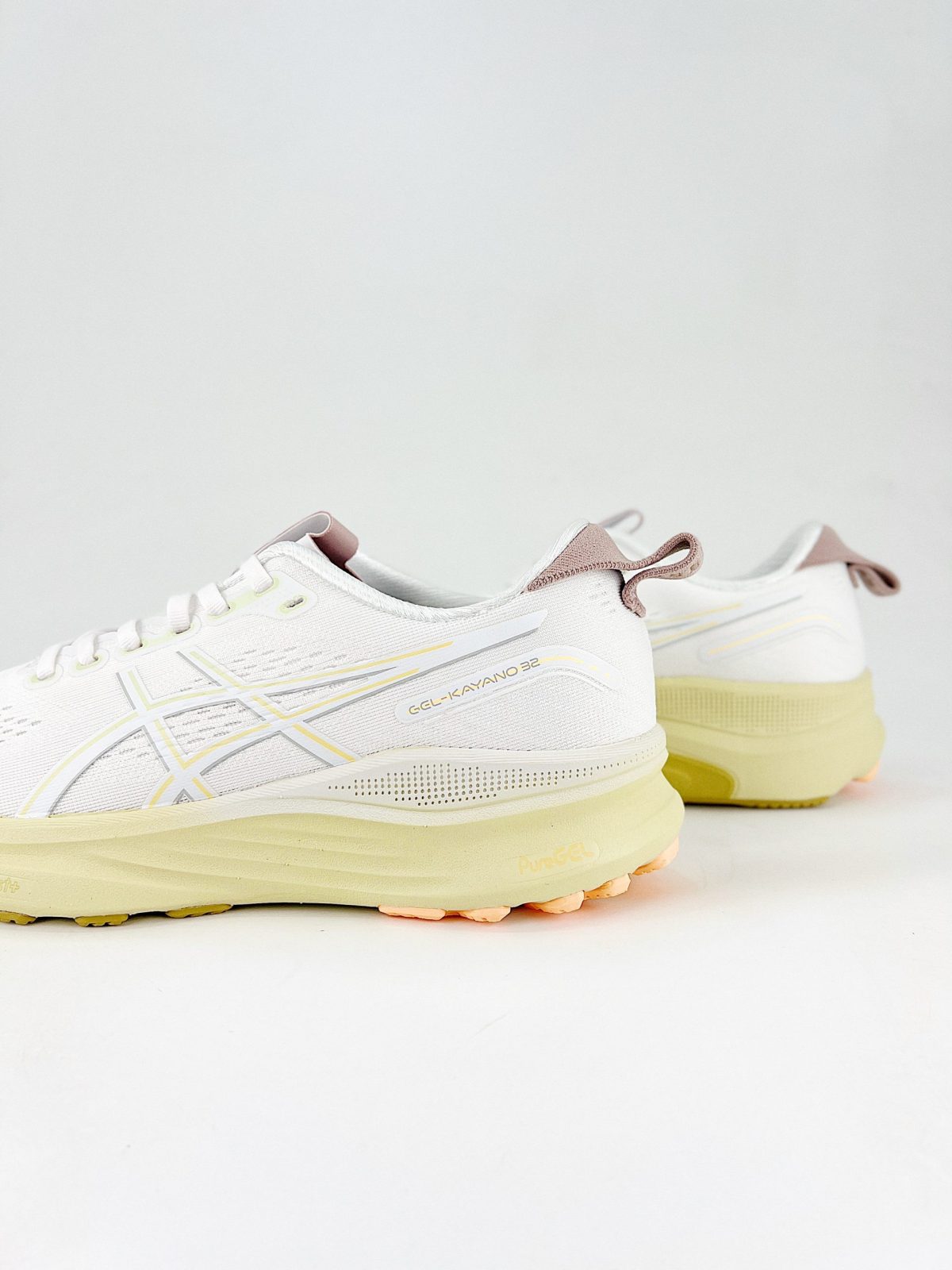 Asics GEL-KAYANO 32 LUXE