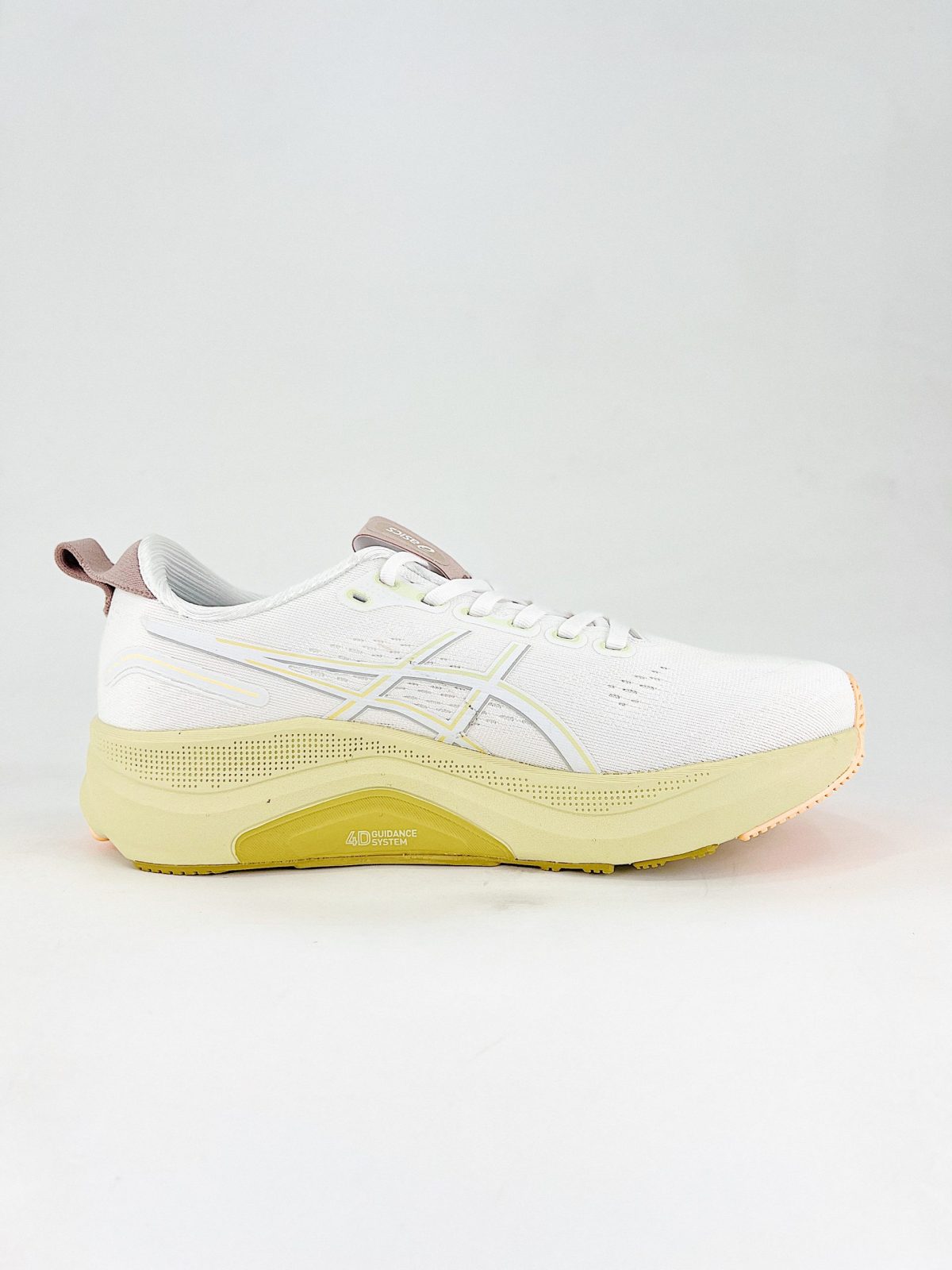 ASICS Gel Kayano 32 Luxe — Stability Meets Street Style