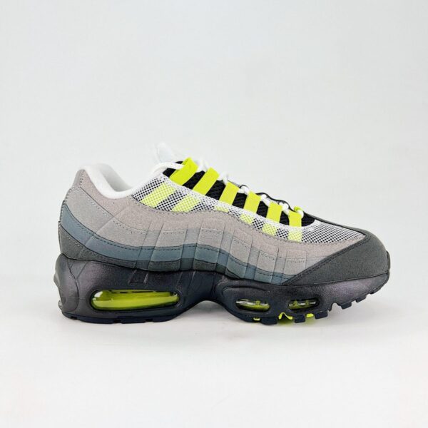 CDG x NIKE Air Max 95