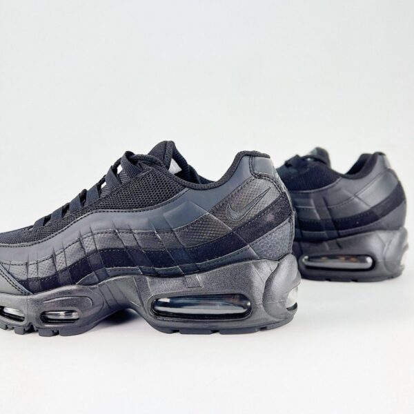 CDG x NIKE Air Max 95