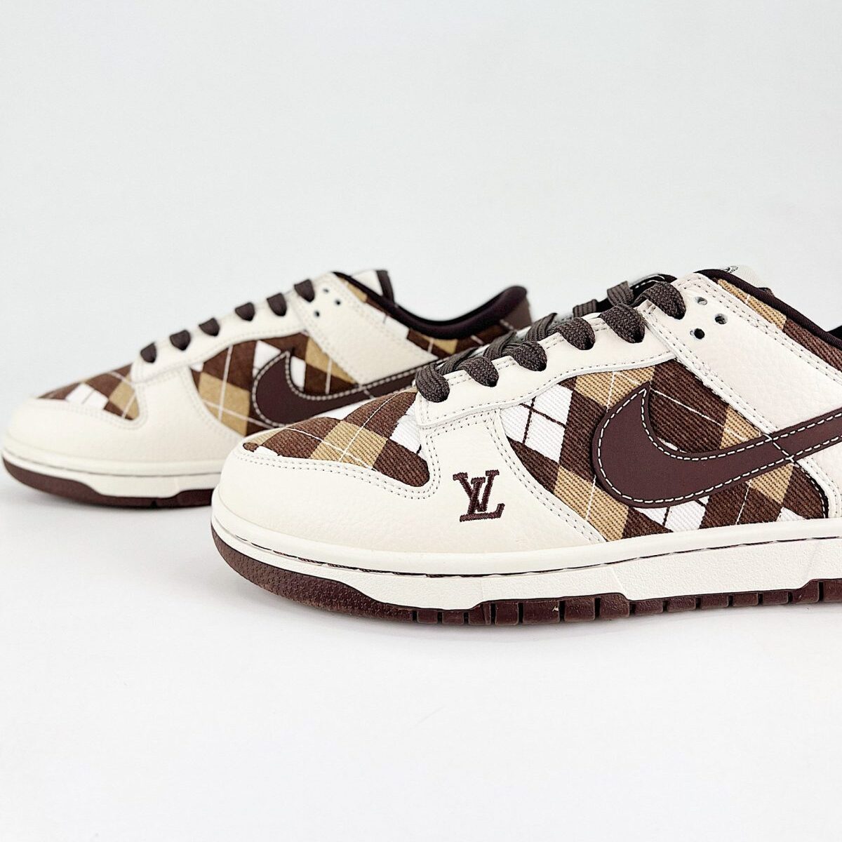 NIKE DUNK SB LOW (6)