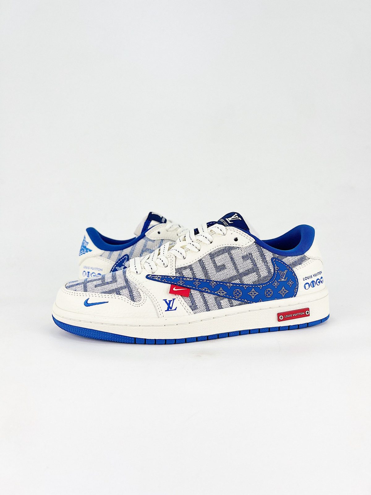 Nike Air Jordan 1 Low (2)