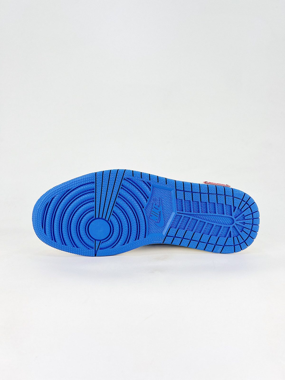 Nike Air Jordan 1 Low (9)