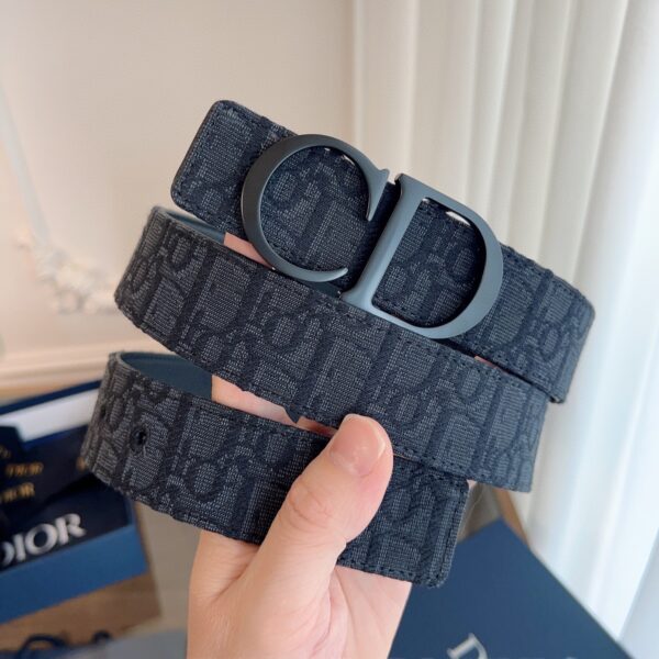 i1749918365985 5535 0 0