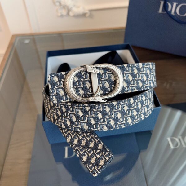 i1749918559472 886 0 6