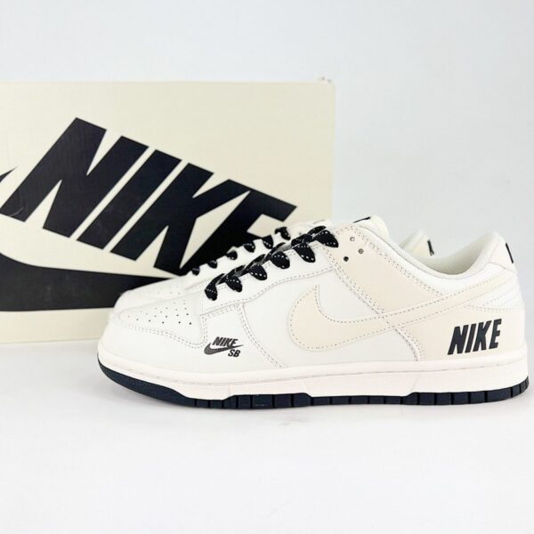 NIKE DUNK SB LOW